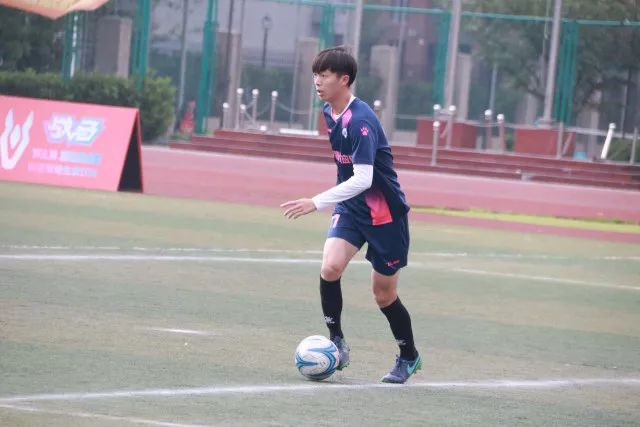 绝版发布会！滕哈赫：本赛季曼联有5次捧杯机会