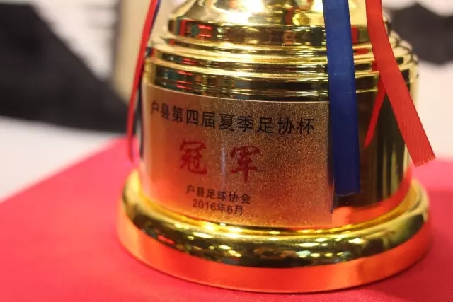 1-3翻盘！詹欧将73胜勇士钉耻辱柱 水花魔登铸名局 约穆2次大逃亡